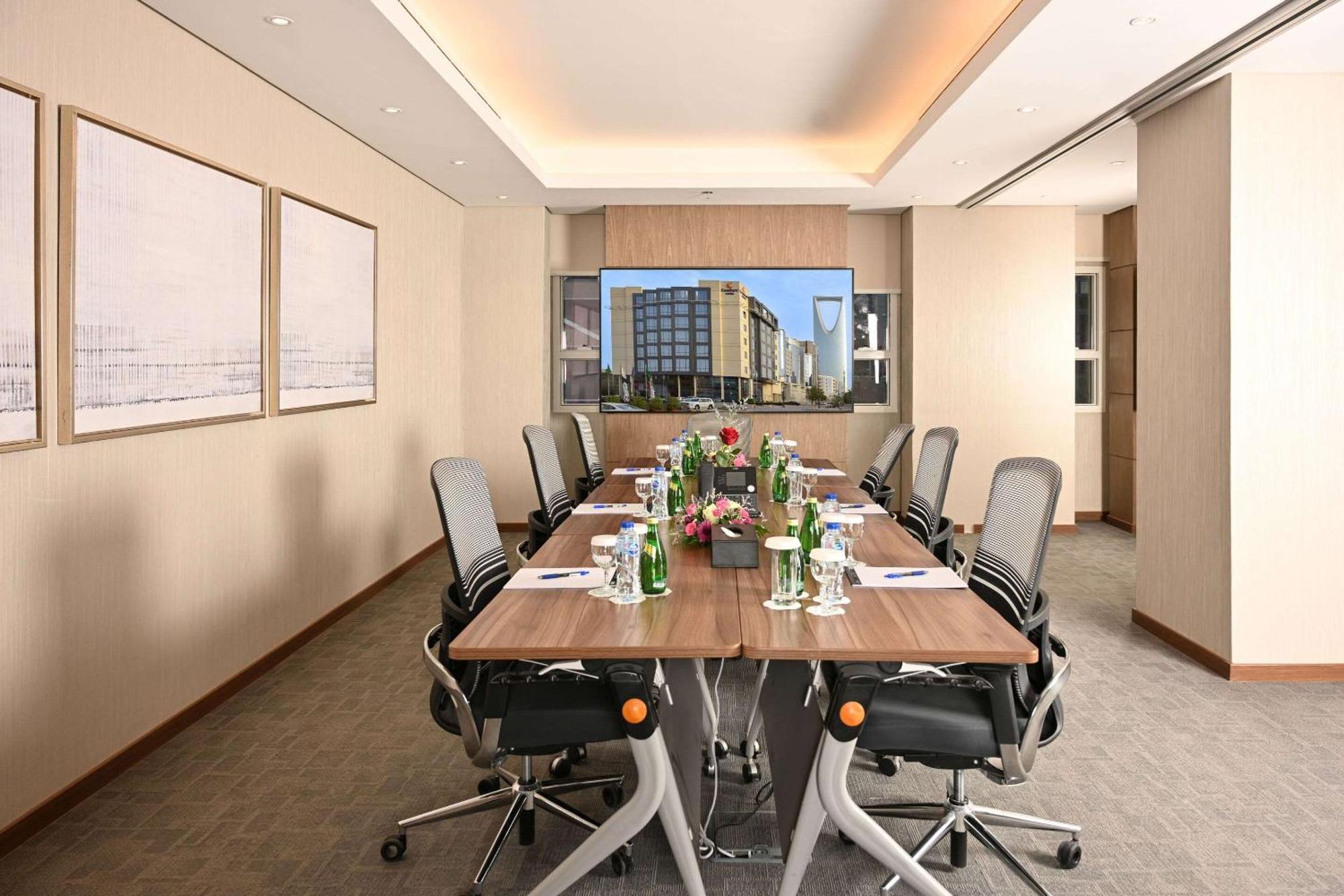 Comfort Hotel Riyadh Olaya المظهر الخارجي الصورة